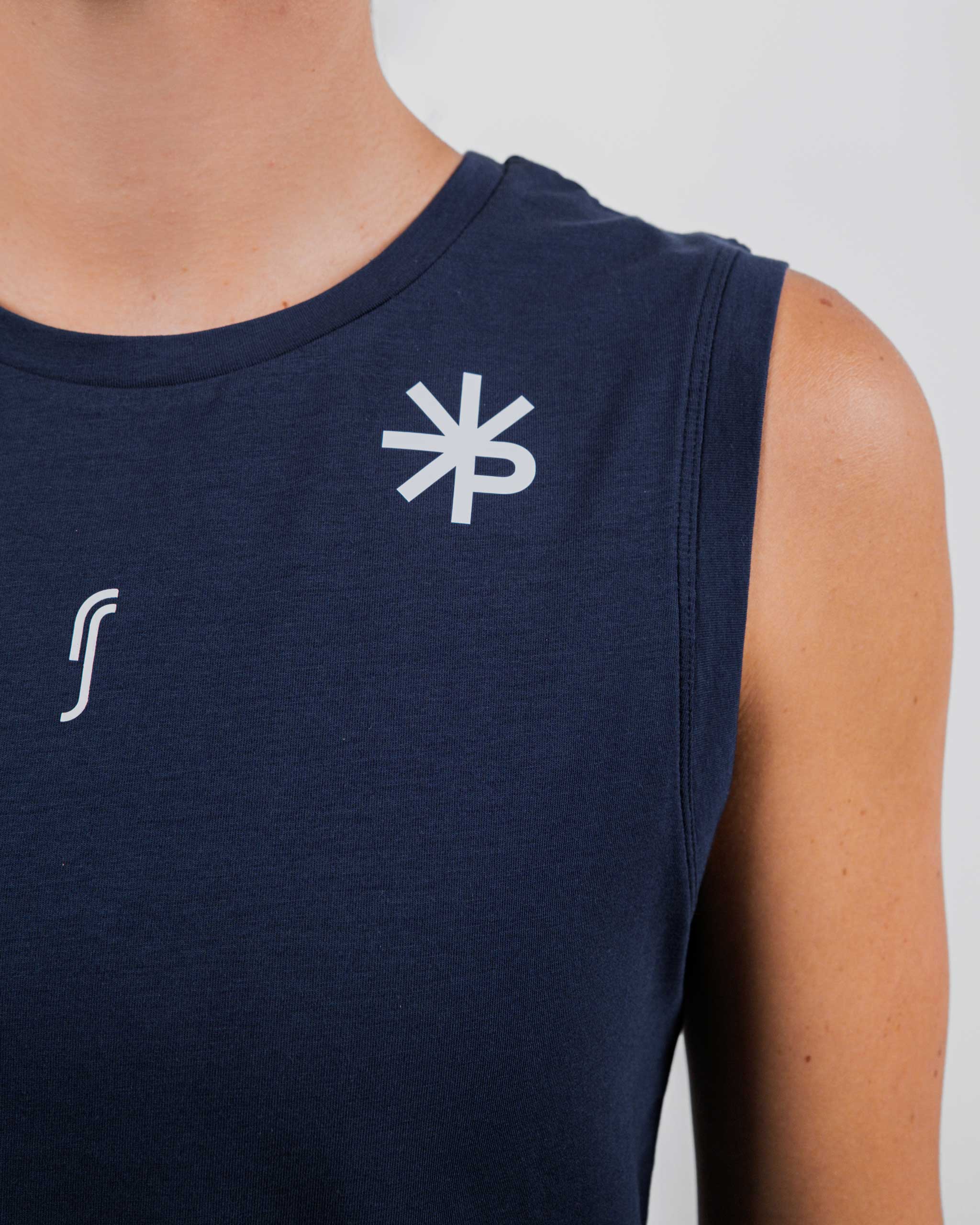 Naiste treening maika